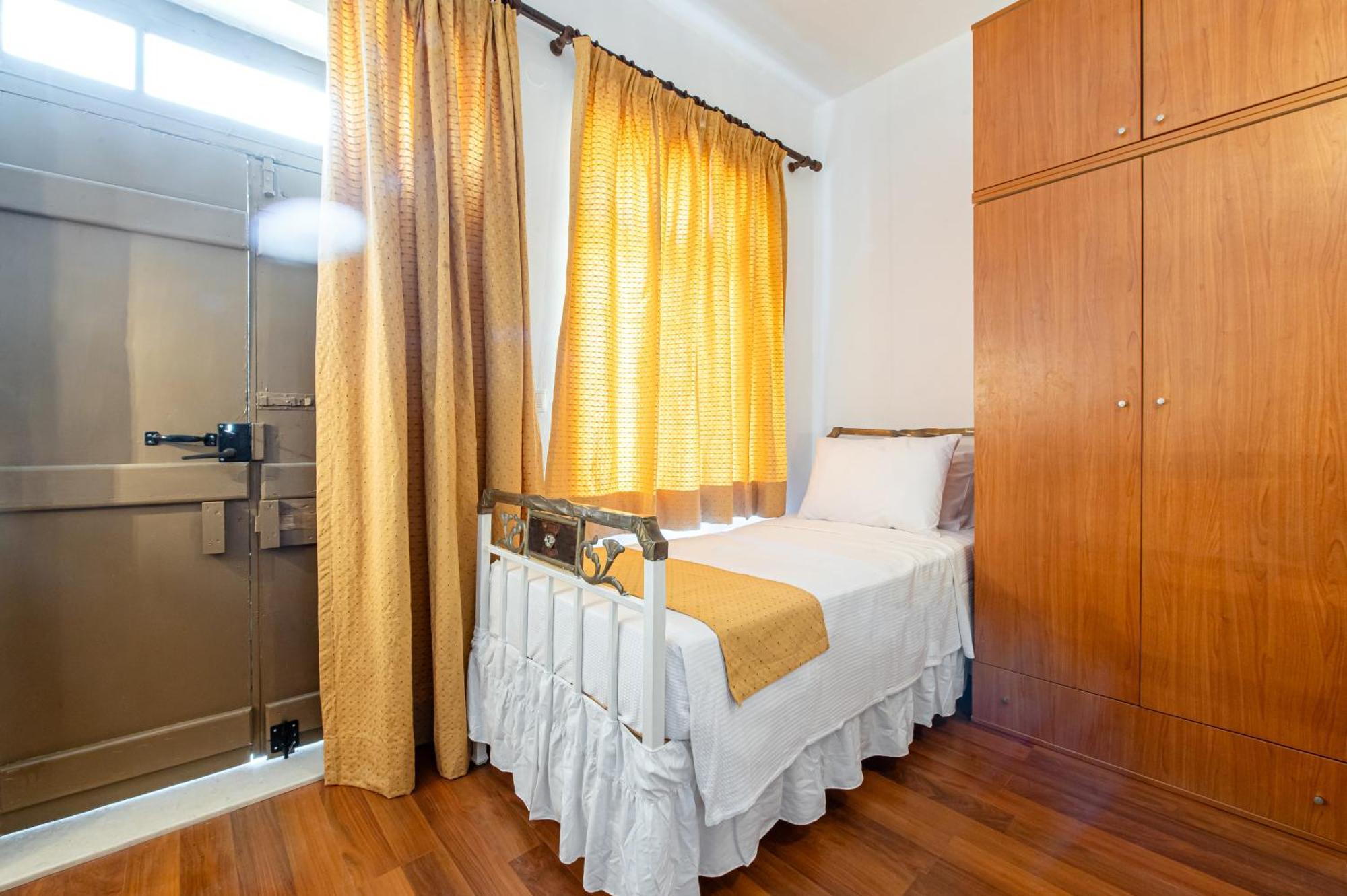 Petrino Residence Pombia エクステリア 写真